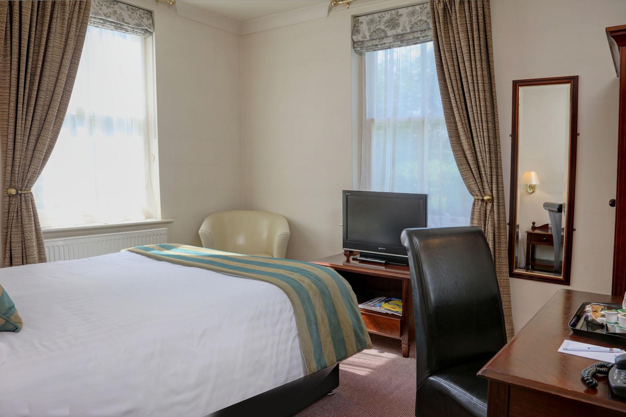 Best Western Forest And Vale Hotel Пикъринг Екстериор снимка