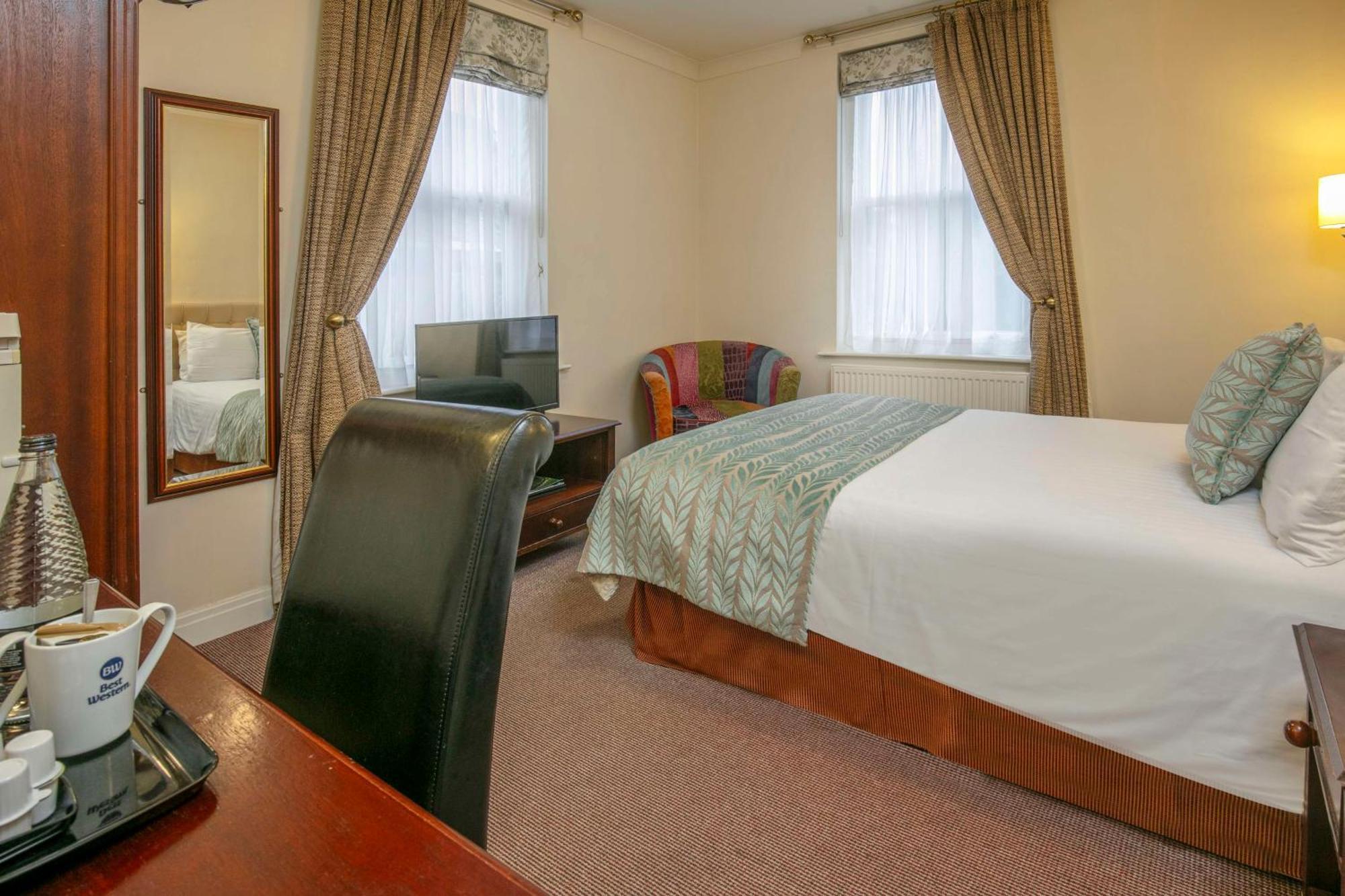 Best Western Forest And Vale Hotel Пикъринг Екстериор снимка