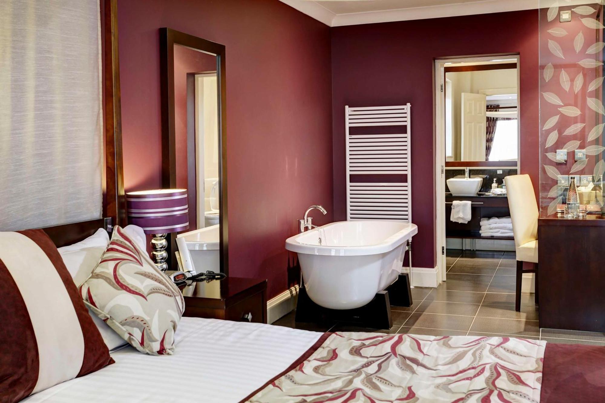 Best Western Forest And Vale Hotel Пикъринг Екстериор снимка