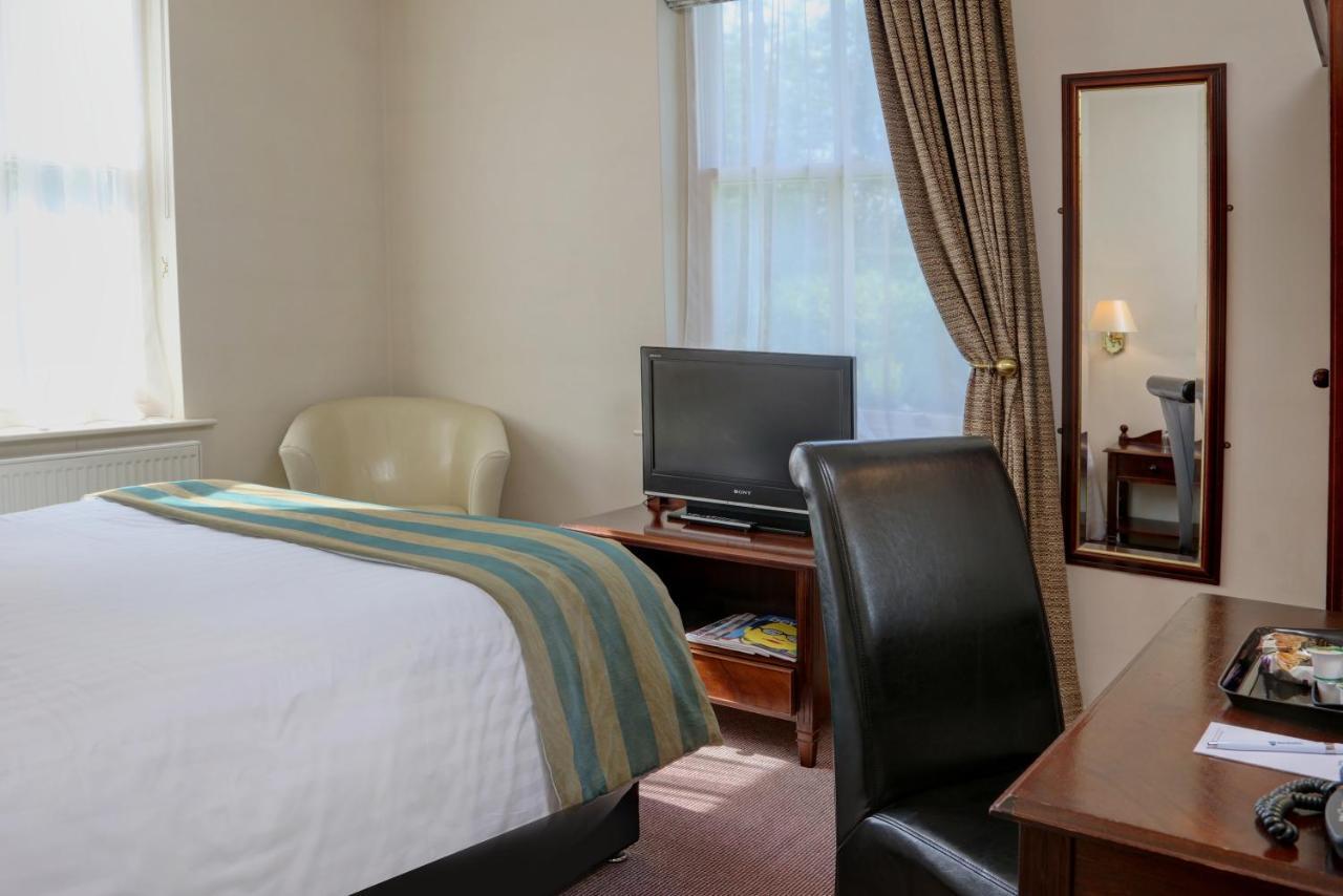 Best Western Forest And Vale Hotel Пикъринг Екстериор снимка